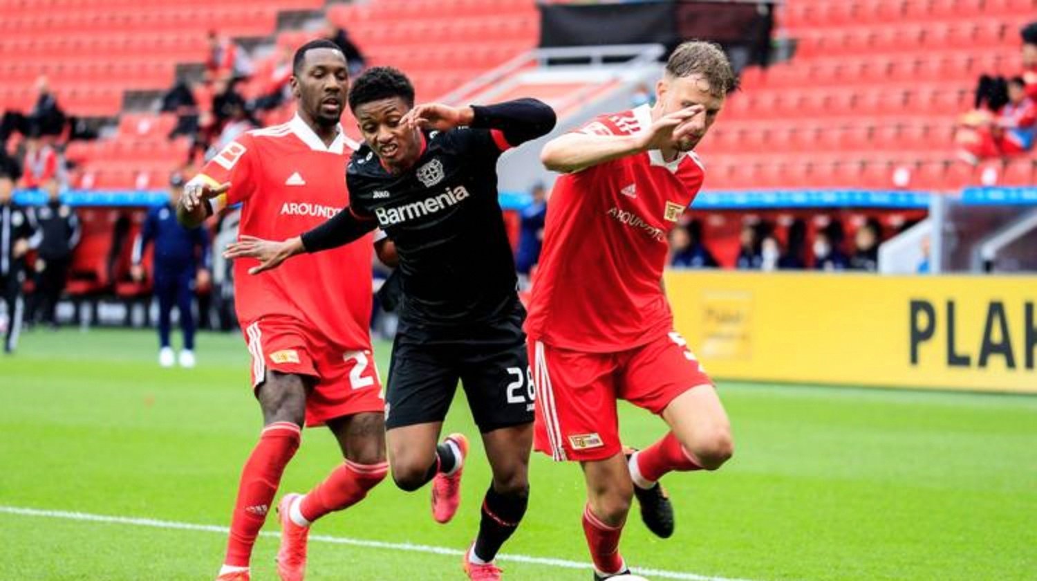 关于弗赖堡欲跃居欧战区，主场对阵汉诺威的信息