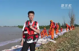 大发娱乐-包含沃特福德队长领衔防线，帮助球队守住胜利的词条